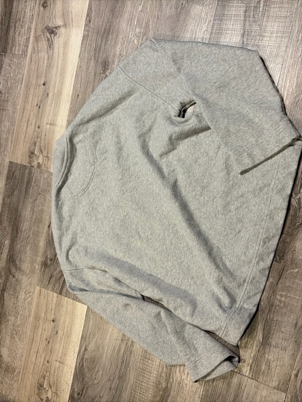 Grey rare Burberry crewneck with embroidery - Picture 6 of 6